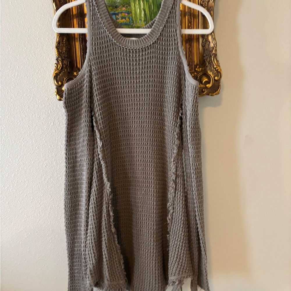 Elan Gray Knit cold shoulder sweater - Picture 3 of 5